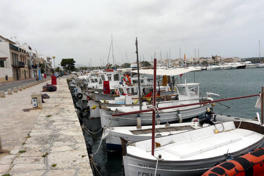 Boote im Hafen von Porto Colom